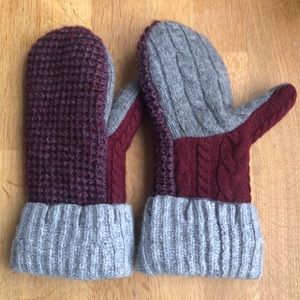 NWOT Handmade Wool Fleece-Lined Mittens